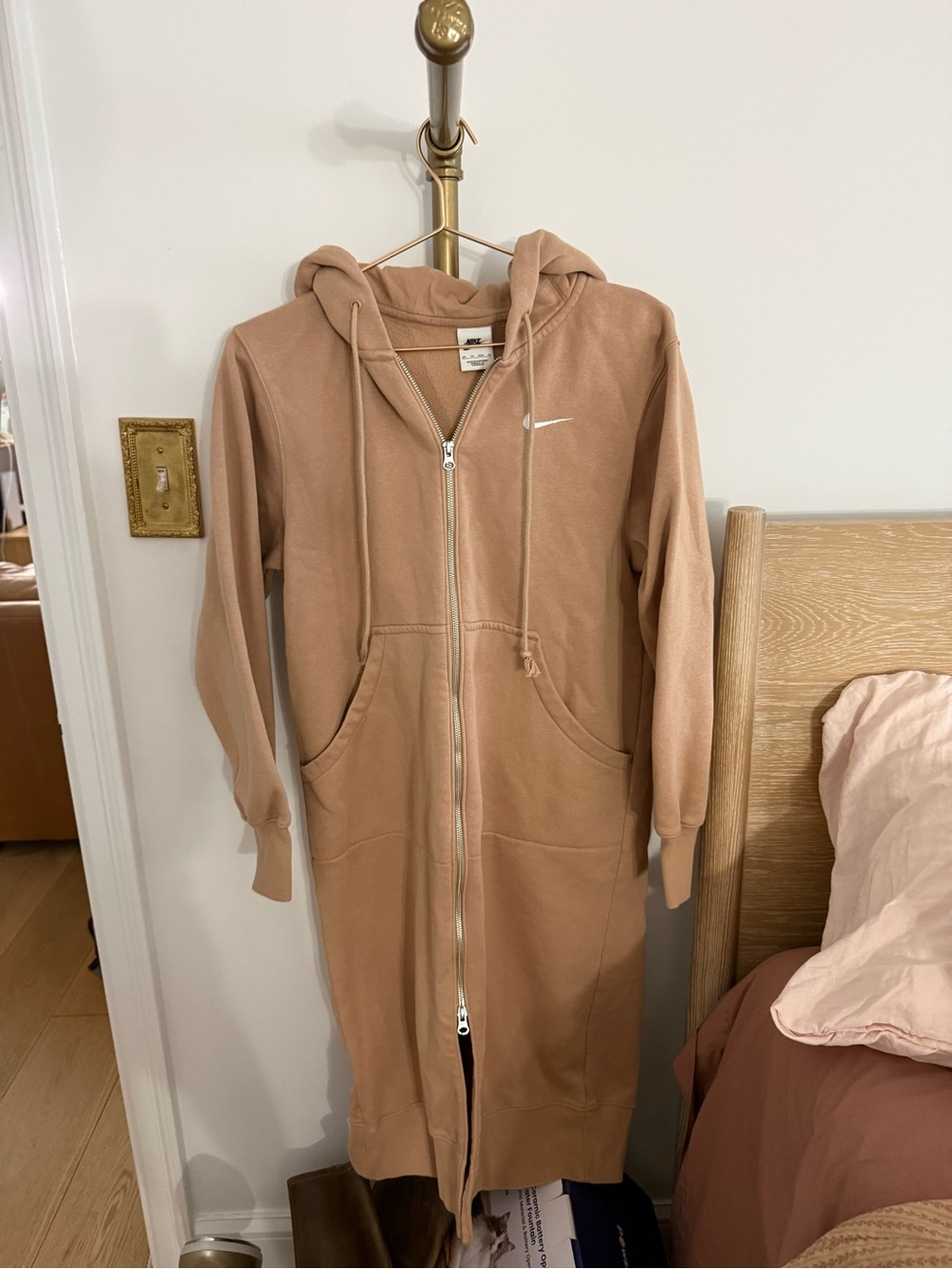 nike long zip up hoodie